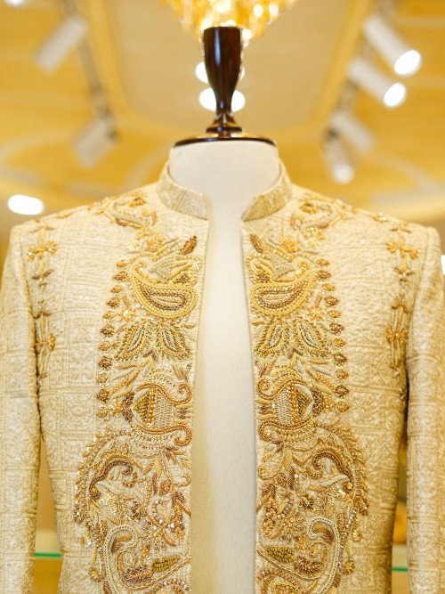 Groom’s Prince Coat Elegant Wedding Attire for Men