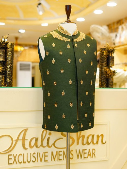 Luxury Embroidered Waistcoat – Premium Finish