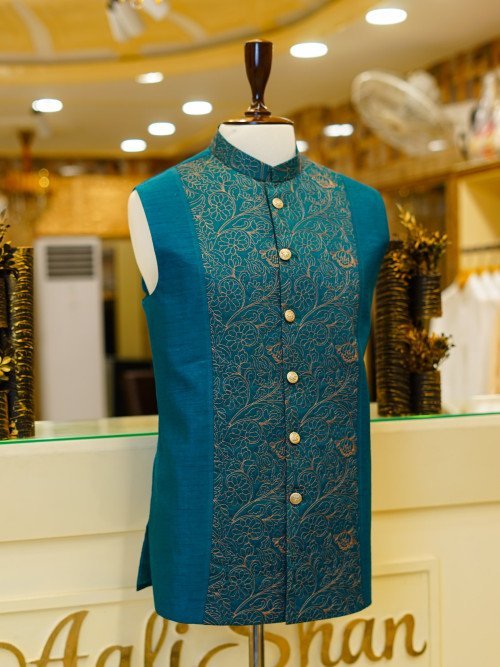 Men’s Half-Embroidered Waistcoat