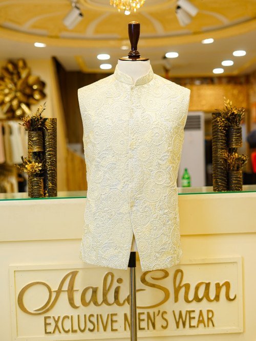 Exquisitely Embroidered Men’s Waistcoat – Full Design