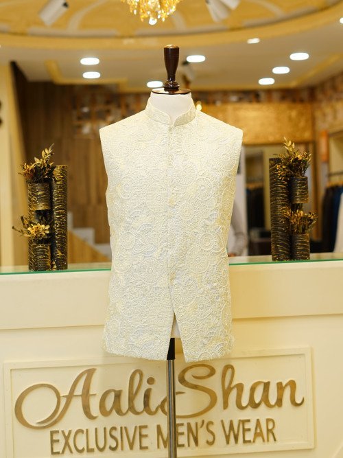 Exquisitely Embroidered Men’s Waistcoat – Full Design