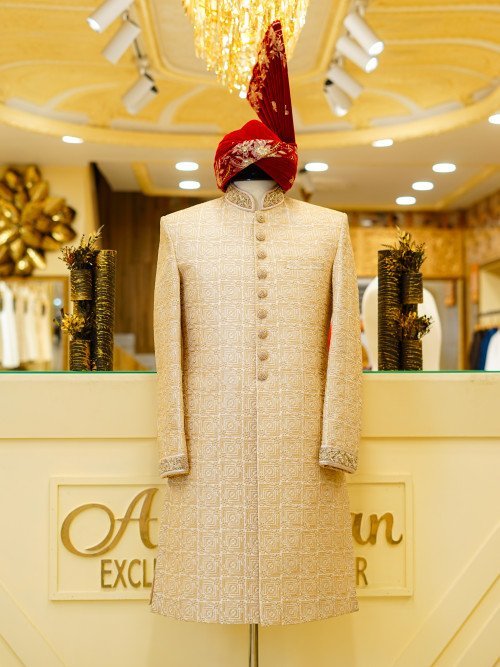 Regal Sherwani with Kulla – Timeless Wedding Elegance