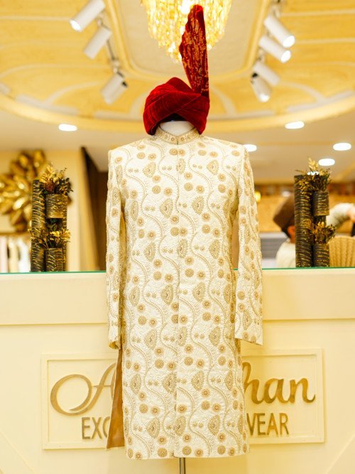 White Styled Sherwani with Kulla Wadding Wear– Skin Embroidery & Handcrafted Elegance