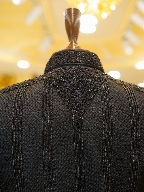 Black Sherwani with Kulla – Front & Back Embroidery Handcrafted Perfection