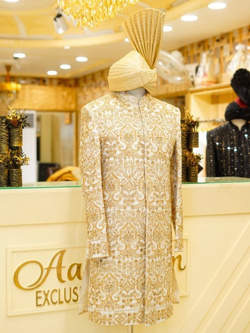 Fully Handcrafted Sherwani with Kulla – Exquisite Embroidery Masterpiece
