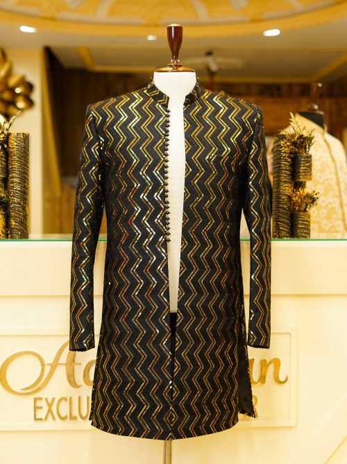Regal Black and Gold Short Sherwani for Men – Elegant Ethnic Attire with Royal Embellishments