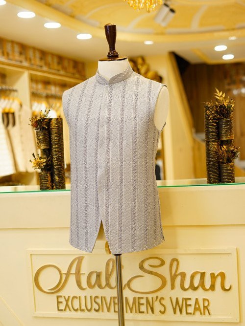 Sophisticated Grey Waistcoat for Men with Hand Work Embroidery – A Perfect Harmony of Modern Style and Traditional Craftsmanship