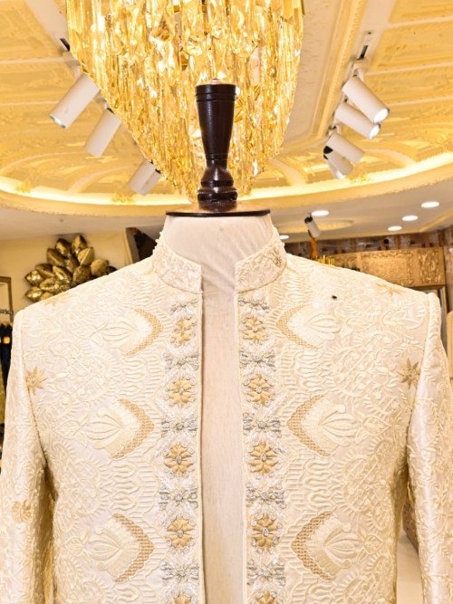 Open Gala Prince Coat for Men with Elegant Embroidery