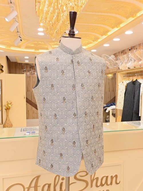 Waistcoat with Elegant Embroidery in Premium Quality Fabric – Gray Styling